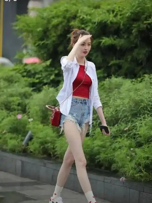 一个尴尬的事实一见钟情为什么总是输给日久生情