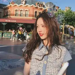 高清女神真人写真照气质小清新女生图片
