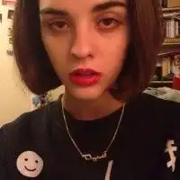 你如何回忆我带着笑或是沉默女生唯美非主流头像