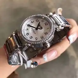 渠道好货,爆款新款正品女表独特星空蓝表盘整圈施华洛世奇水晶镶