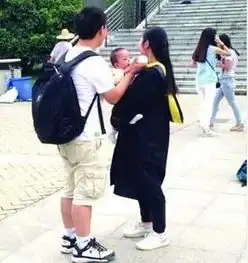 带孕求职生完报到女大学生怀孕求职面试官请她生产后就职