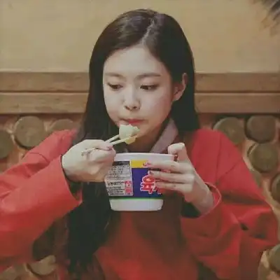 很萌的女生吃货头像大全微信可爱真人女生头像