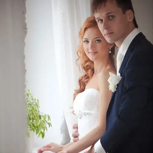 婚礼上,新娘索要9万改口费,不给就不叫妈,婆婆还是叫阿姨吧