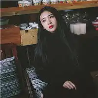 有故事的女人才称得起红唇红唇妆美女头像