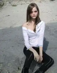 惊现芭比娃娃16岁美少女极相似