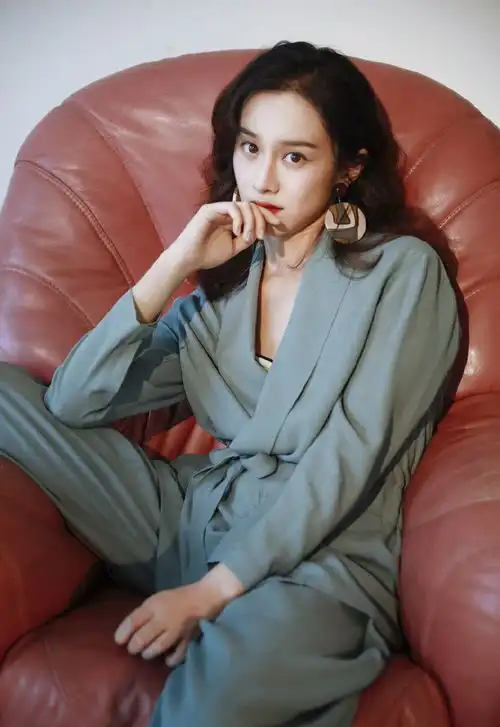 美女明星陈妍琪