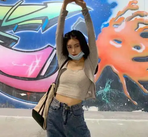 云南失联的南京女孩更多照片曝光颜值太高成最大隐患