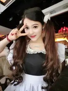 组图长发女神晒出性感写真小秀白嫩长腿