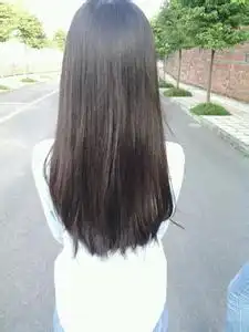 求女生背影皮肤