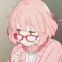 有一个粉红色头发戴眼镜的动画片叫什么