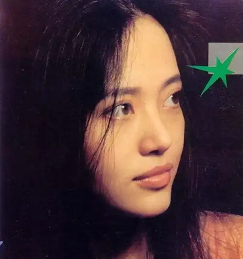 约会小19岁女友超宠溺,李亚鹏从超模到天后历经7位女友,全员貌美冷艳