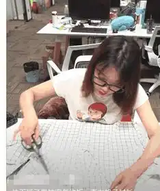 抖音男神突然约饭,看女生10分钟改造时尚装扮,网友简直惊艳了