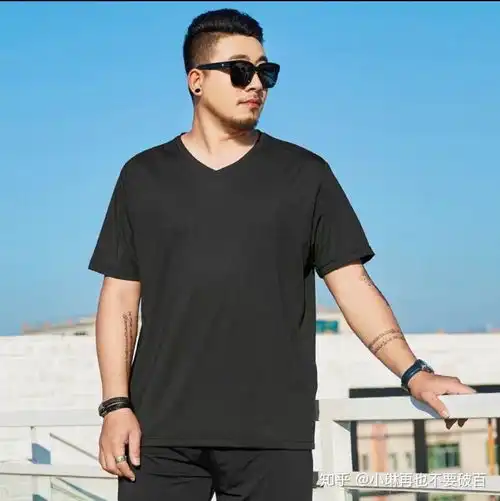 夏季来临,胖男生如何穿衣搭配让自己更自信