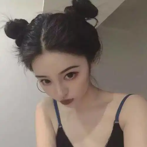 女生头像愿你能成为自己的英雄,不惧离别不怕孤独
