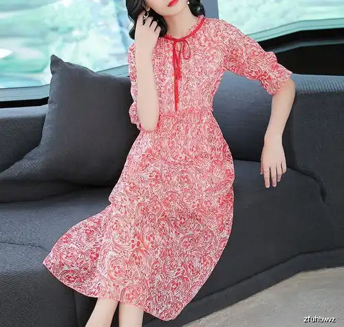 80后女人,假若不缺钱建议多穿高端高跟鞋,高雅又有女人味