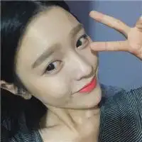 放逐自己在无尽黑夜女生头像