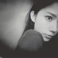 2016最新伤感女生头像远离是厌倦还是过于喜欢