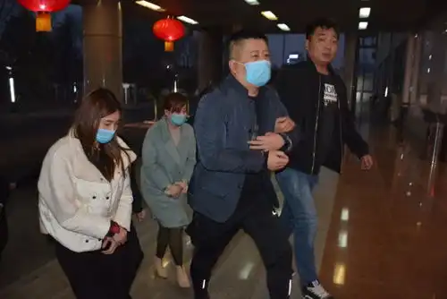 渑池县公安成功捣毁电信诈骗团伙,抓获涉案嫌疑人四男两女共6人