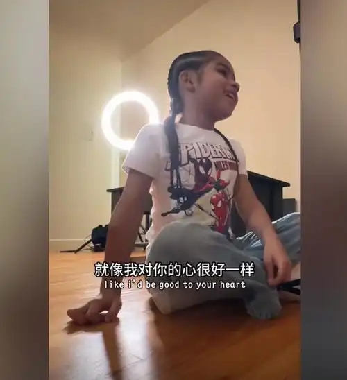 美国女子被酒鬼父母殴打,20岁带儿子离家,如今争夺弟妹的抚养权