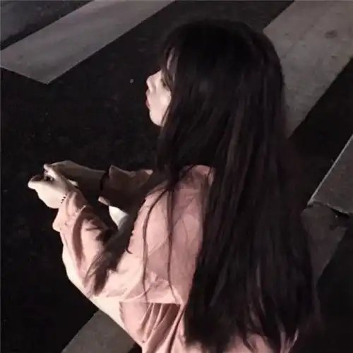 很个性的女生高清头像,看起来特别潮流的