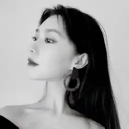 暗黑个性黑白女生头像劝不住自己的心