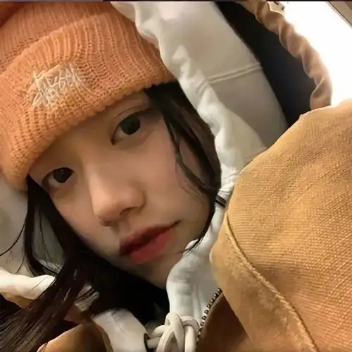 头像宝你怎么不理我了