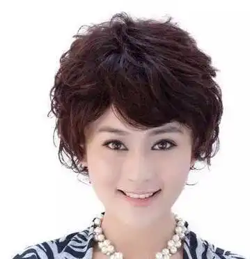 2022新年即将来临,带妈妈去做个发型吧