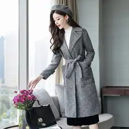 女人过25岁就别穿棉服了穿时髦上档次的毛呢大衣,更具女人味