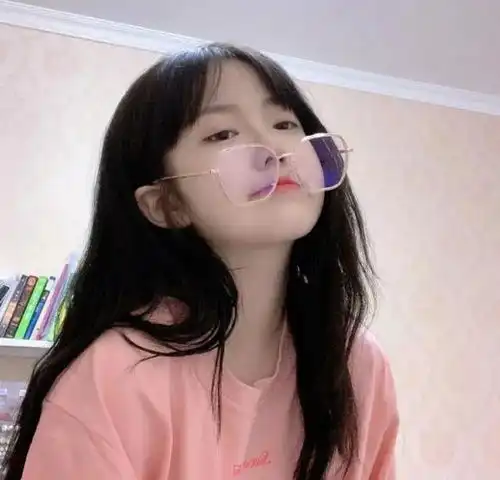 小清新头像女女孩的裙摆撑得起所有温柔和盛夏