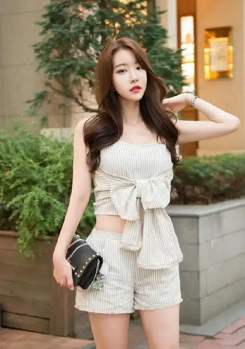 时尚靓丽的长腿美女,气质高贵优雅迷人