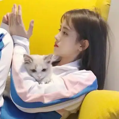 个性高冷气质女生头像,清纯的美女为你而来