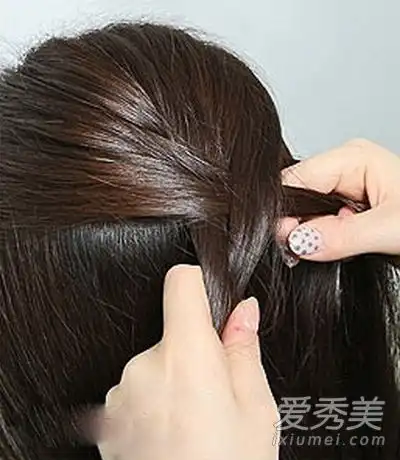 朝鲜凤尾蕨编辫图营造森女气质