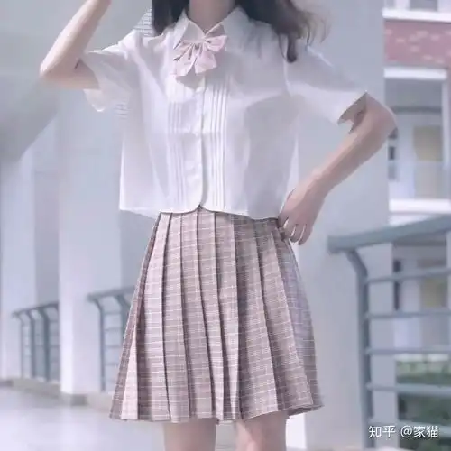 167cm的女生120斤该怎么做好身材管理呢想穿jk的那种