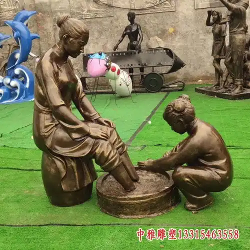 园林景观家人物铜雕内江铜雕塑家人价格