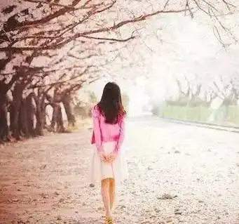 听了一个月都舍不得删掉的一首歌听一次哭一次w