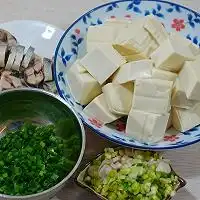 咸鱼焖豆腐怎么做咸鱼焖豆腐的做法视频天健美食坊豆果美食