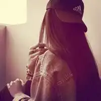 qq头像女生背影长发