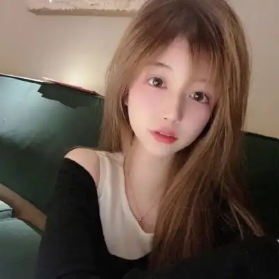 江喻绾清纯女高中生雨越下越大女生头像我要个性网