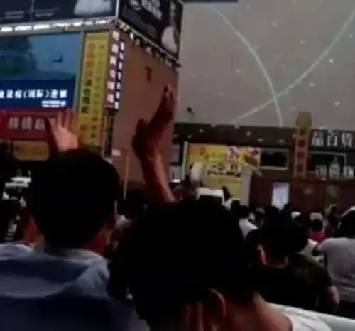 庆阳19岁女生跳楼事件遭遇起哄后绝望跳下,为什么会在庆阳