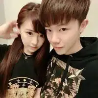 甜蜜的一对情侣qq头像海风微风起我好喜欢你