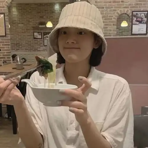 ins风温柔小姐姐头像