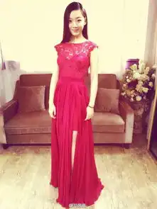 组图上戏校花清丽脱俗颜值高撩动人心
