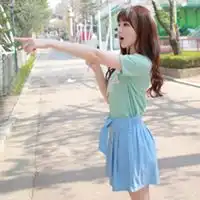 谁有金信英姐姐的头像,五人的分开哦