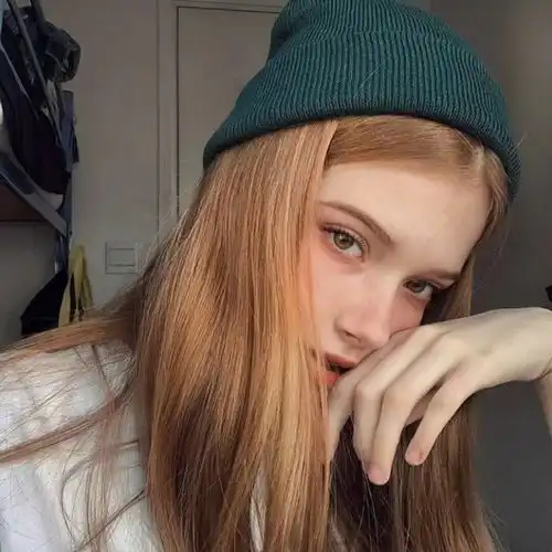 女头系列想与你沉没在这个星球