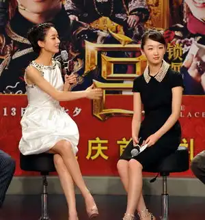 刘诗诗赵丽颖郑爽杨幂新生代女星合影比美