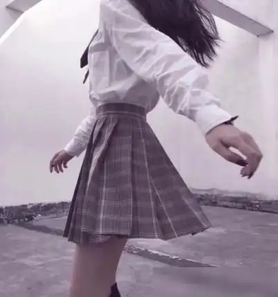 为何有些女生明明很瘦却腿粗教你3招,竹竿腿自然来