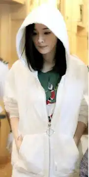 杨幂,angelababy,刘诗诗,高圆圆初秋穿搭,心机大比拼,你不来学一招吗