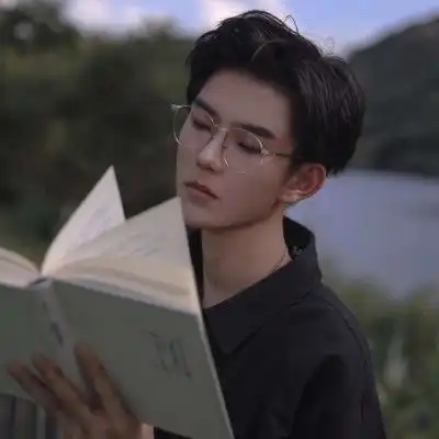 050男生头像,如期而至的另一半