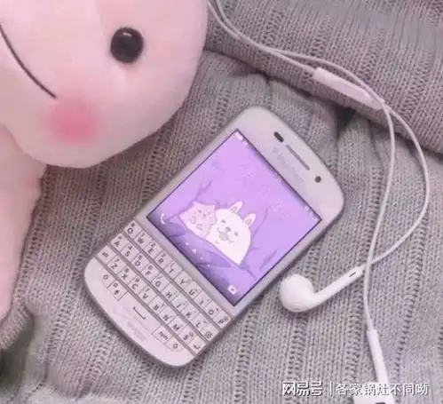 女生最怕父母看的3款软件,qq不算啥,最后一个谁碰和谁急