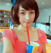 美女在民间纯美惊艳秒杀女明星